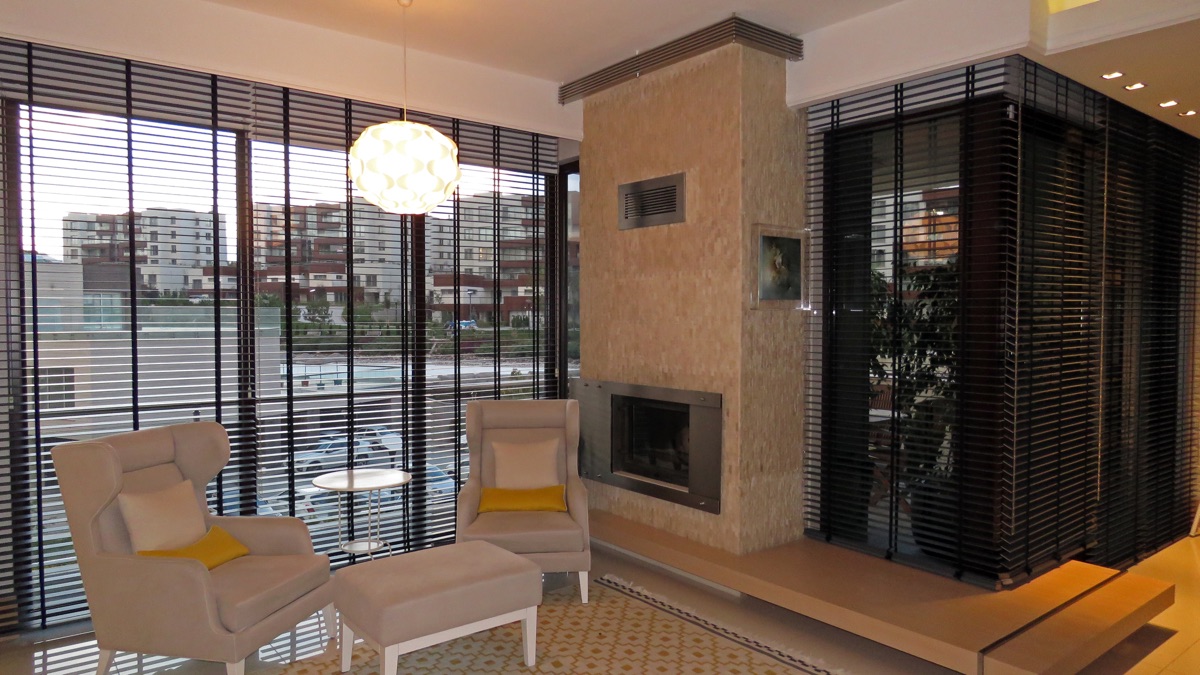 Antrasit ahşap jaluzi