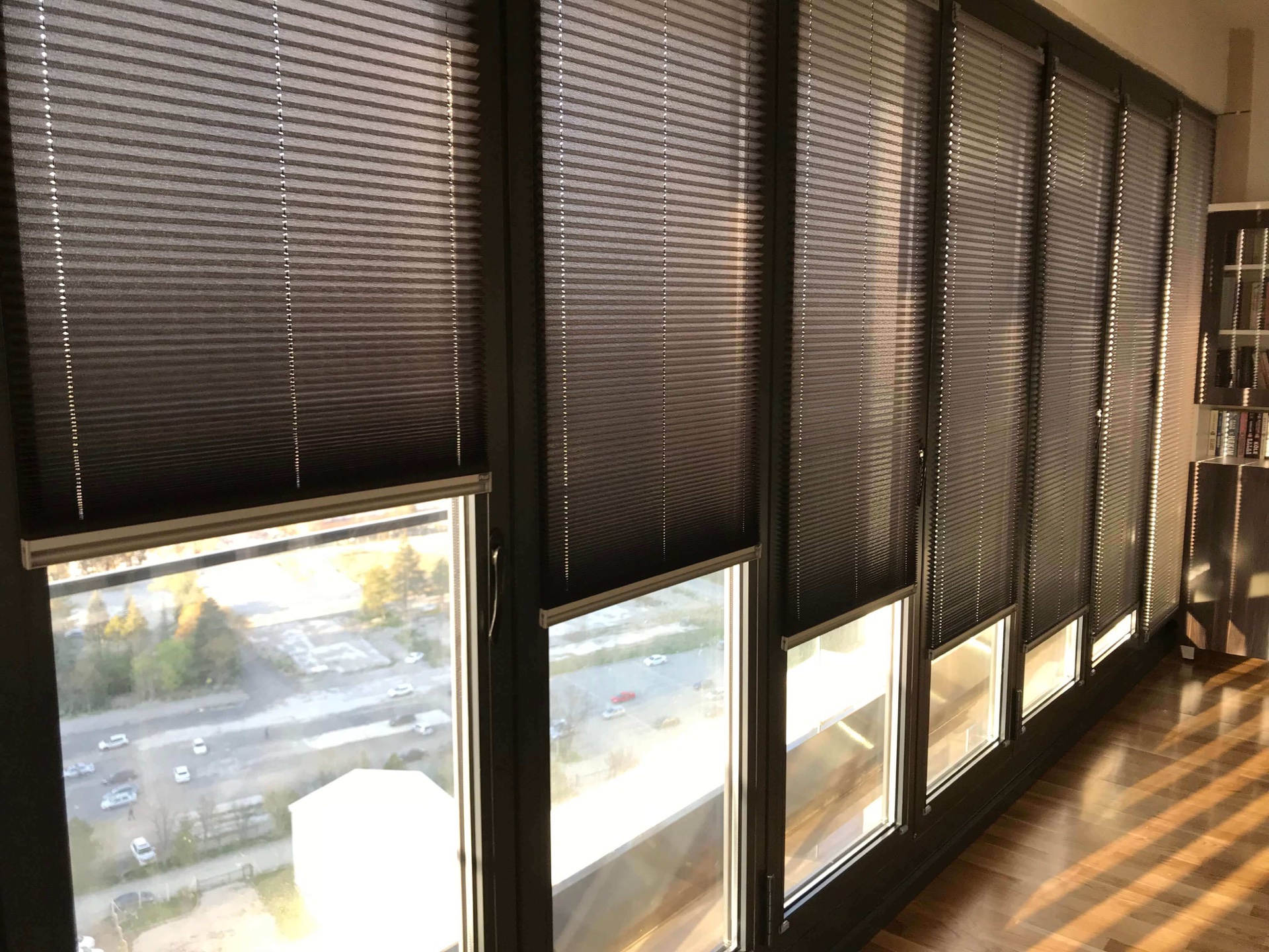 Cam Balkon Perde Modeli