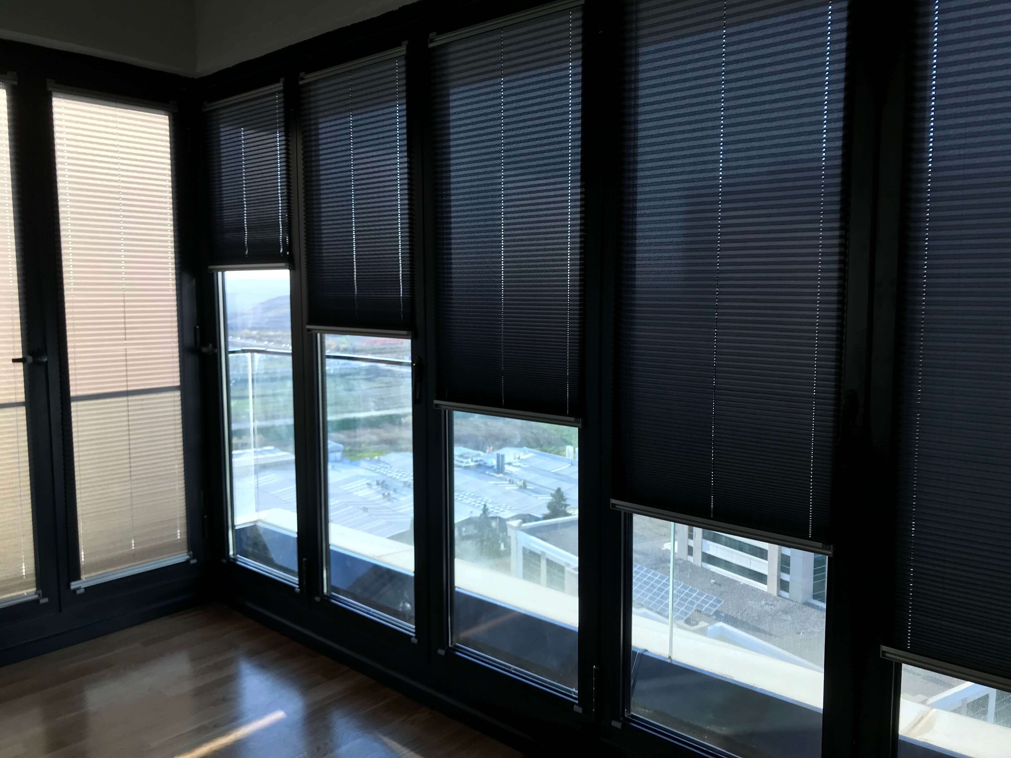 Cam Balkon Plise Perde Kullananlar Pile Perde