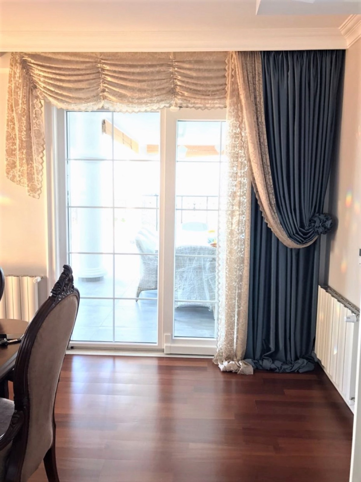 Yüksek tavanlı galeri perde modelleri Ankara