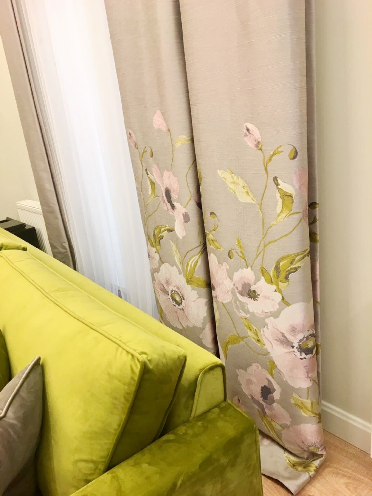 Yüksek tavanlı galeri perde modelleri Ankara