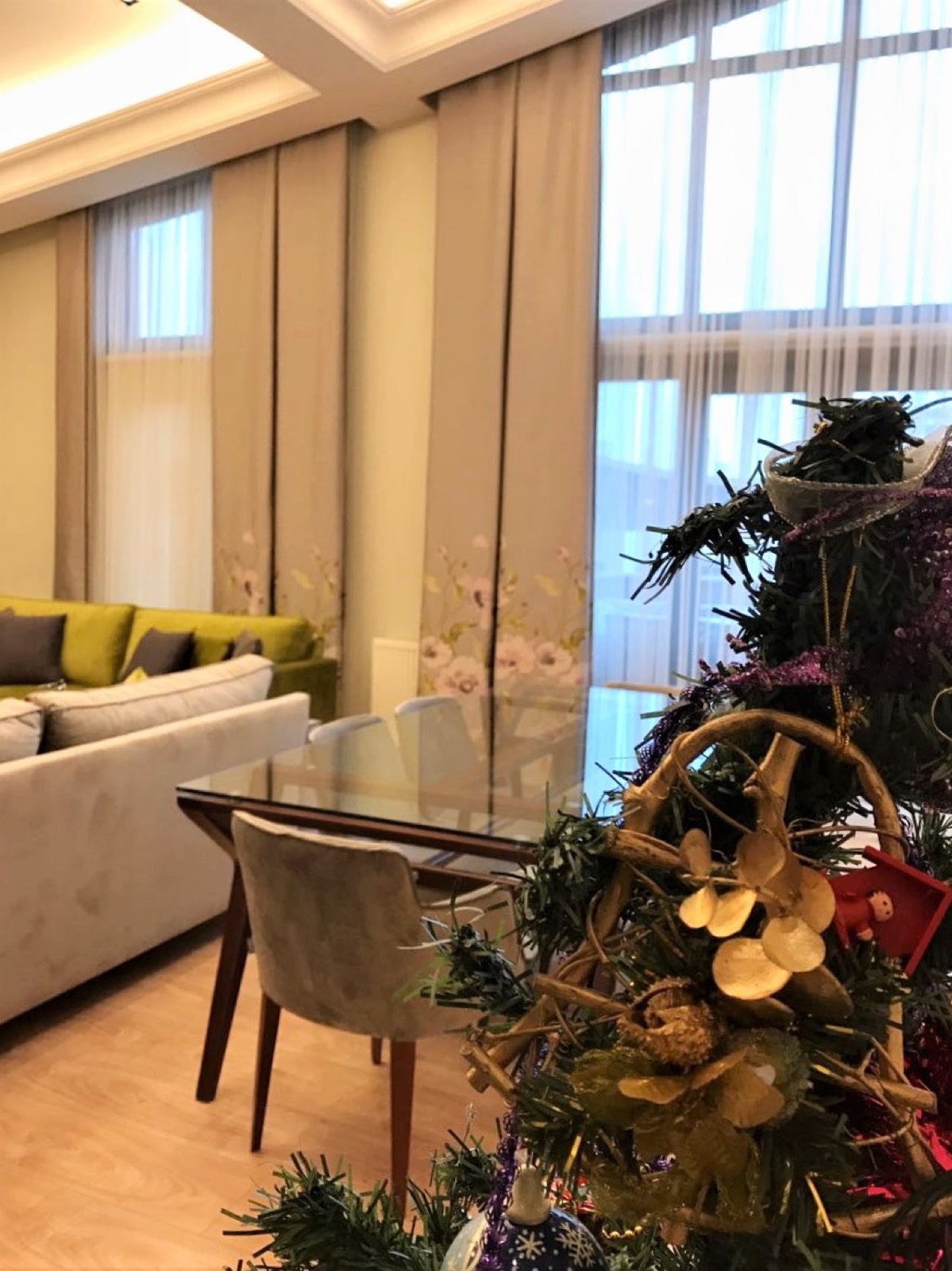 Yüksek tavanlı galeri perde modelleri Ankara