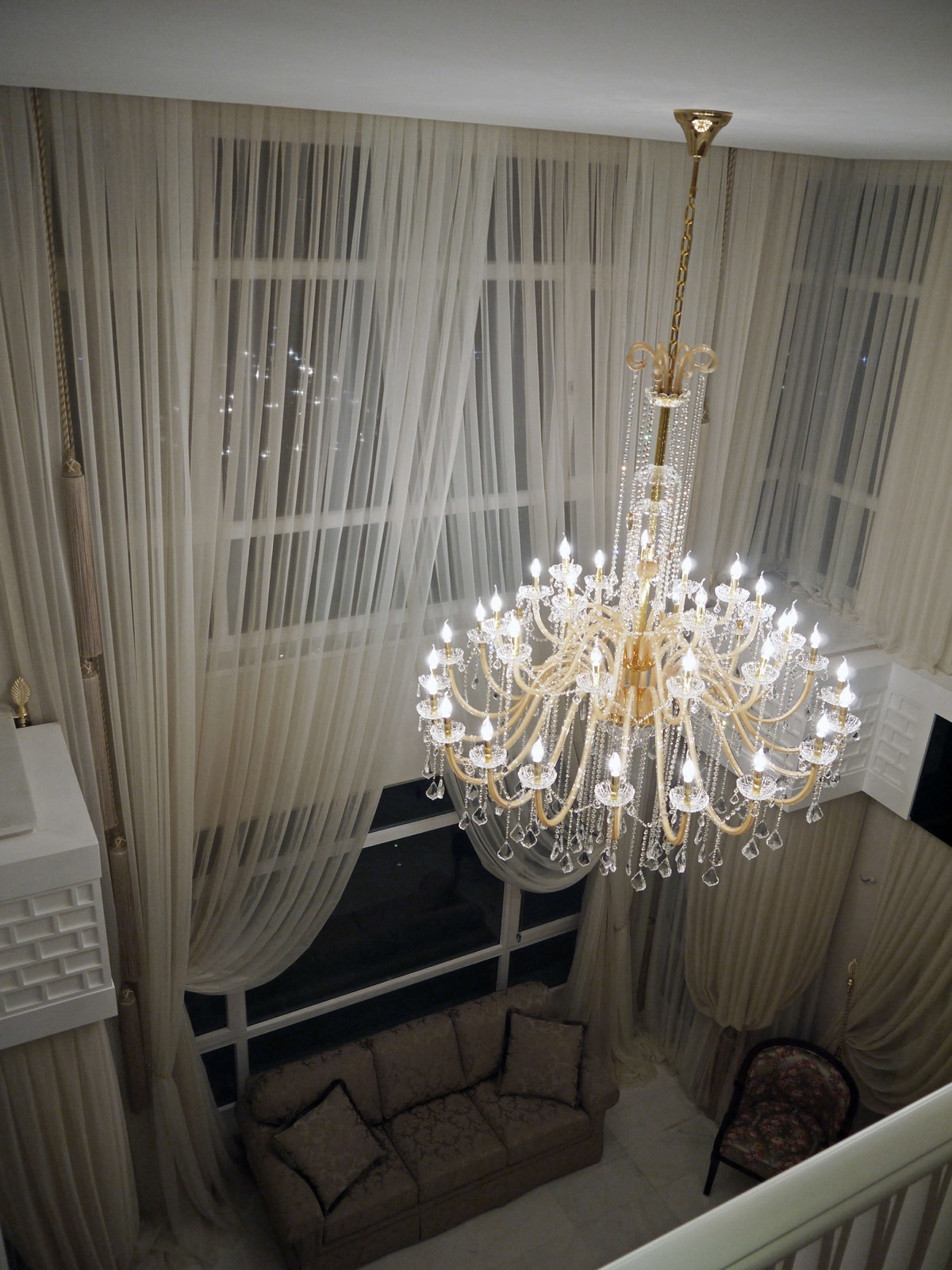 Yüksek tavanlı galeri perde modelleri Ankara